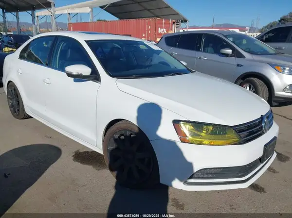 3VWDB7AJ6HM233267 2017 VOLKSWAGEN JETTA - Image 1