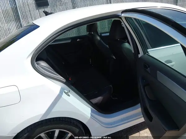3VWDB7AJ6HM242499 2017 VOLKSWAGEN JETTA - Image 8