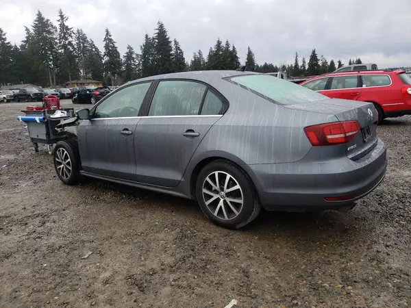 3VWDB7AJ6HM249713 2017 VOLKSWAGEN JETTA - Image 2