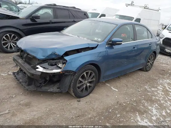 3VWDB7AJ6HM268536 2017 VOLKSWAGEN JETTA - Image 2
