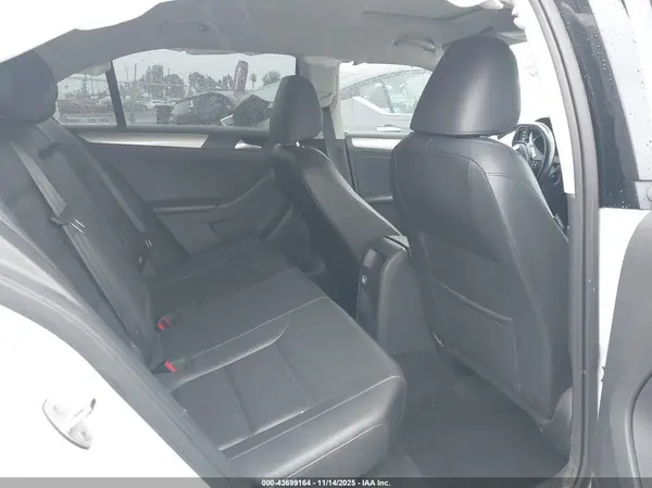 3VWDB7AJ6HM273445 2017 VOLKSWAGEN JETTA - Image 8
