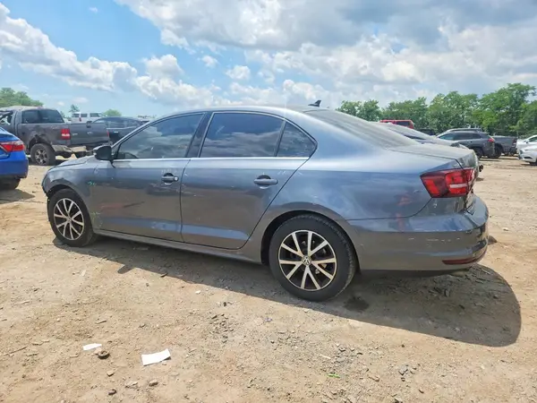 3VWDB7AJ6HM289547 2017 VOLKSWAGEN JETTA - Image 2