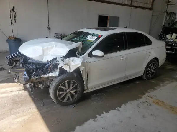 3VWDB7AJ6HM295610 2017 VOLKSWAGEN JETTA - Image 1