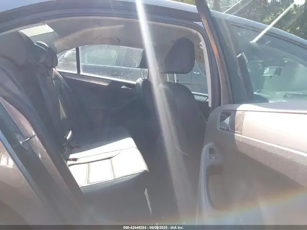 3VWDB7AJ6HM298975 2017 VOLKSWAGEN JETTA - Image 8