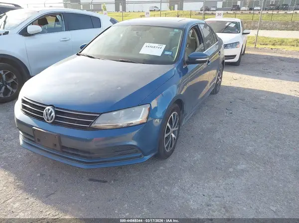 3VWDB7AJ6HM331070 2017 VOLKSWAGEN JETTA - Image 2