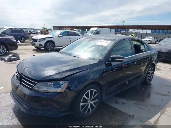 3VWDB7AJ6HM335734 2017 VOLKSWAGEN JETTA - Image 2