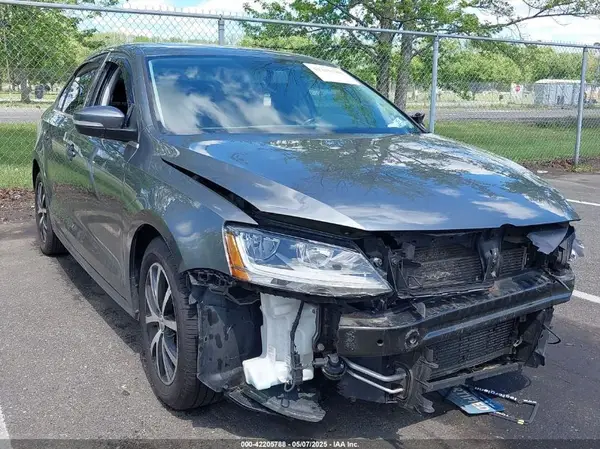3VWDB7AJ6HM336253 2017 VOLKSWAGEN JETTA - Image 1