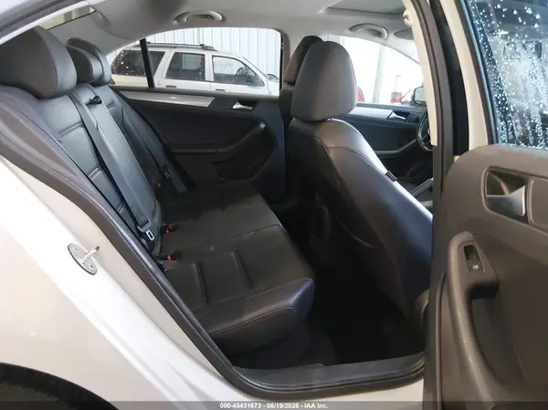 3VWDB7AJ6HM346975 2017 VOLKSWAGEN JETTA - Image 8
