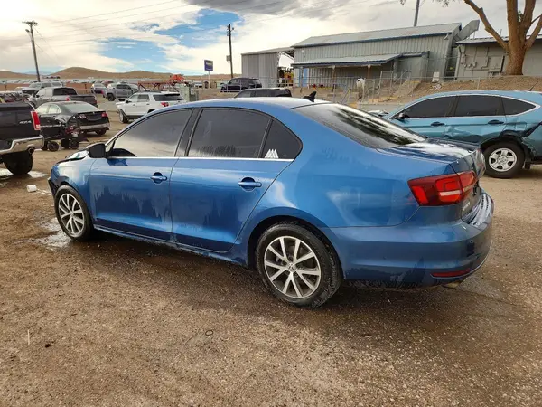 3VWDB7AJ6HM354249 2017 VOLKSWAGEN JETTA - Image 2