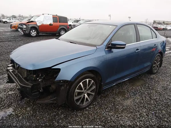 3VWDB7AJ6HM356972 2017 VOLKSWAGEN JETTA - Image 2