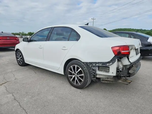 3VWDB7AJ6HM358429 2017 VOLKSWAGEN JETTA - Image 2