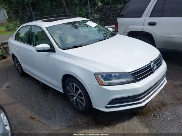 3VWDB7AJ6HM360388 2017 VOLKSWAGEN JETTA - Image 1
