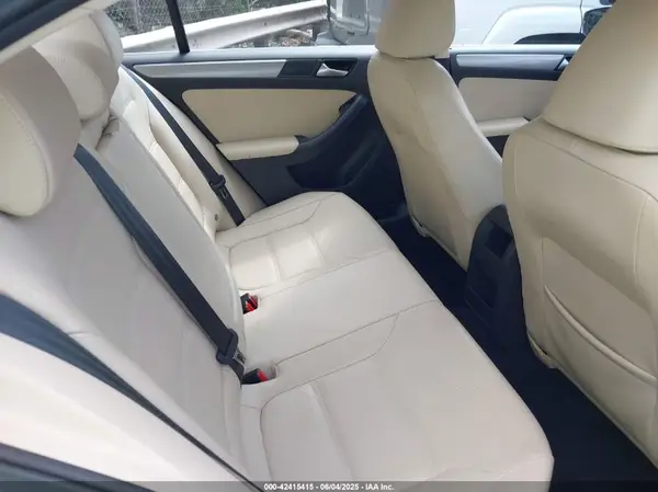 3VWDB7AJ6HM360388 2017 VOLKSWAGEN JETTA - Image 8