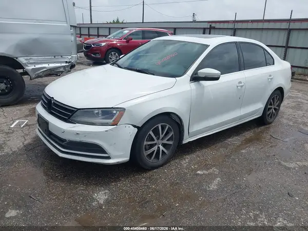 3VWDB7AJ6HM365445 2017 VOLKSWAGEN JETTA - Image 2