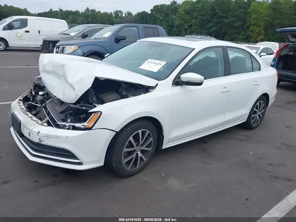 3VWDB7AJ6HM369446 2017 VOLKSWAGEN JETTA - Image 2
