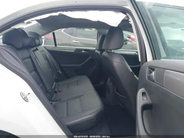 3VWDB7AJ6HM369446 2017 VOLKSWAGEN JETTA - Image 8