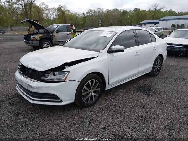 3VWDB7AJ6HM374243 2017 VOLKSWAGEN JETTA - Image 2