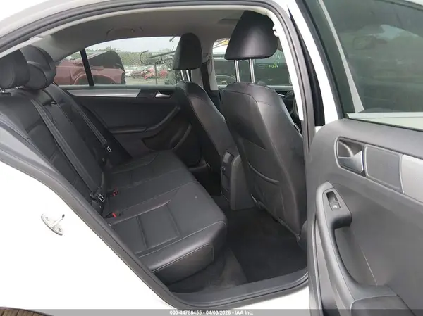 3VWDB7AJ6HM374243 2017 VOLKSWAGEN JETTA - Image 8