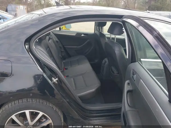 3VWDB7AJ6HM378986 2017 VOLKSWAGEN JETTA - Image 8