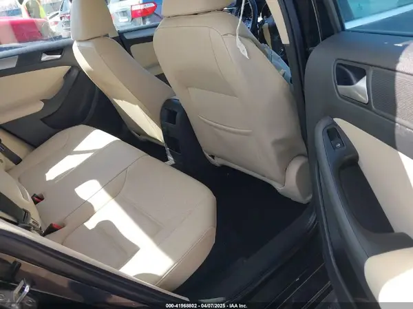 3VWDB7AJ6HM390944 2017 VOLKSWAGEN JETTA - Image 8