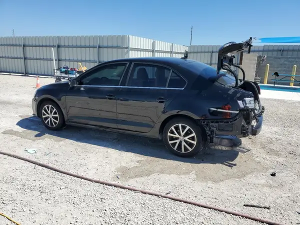 3VWDB7AJ6HM397439 2017 VOLKSWAGEN JETTA - Image 2