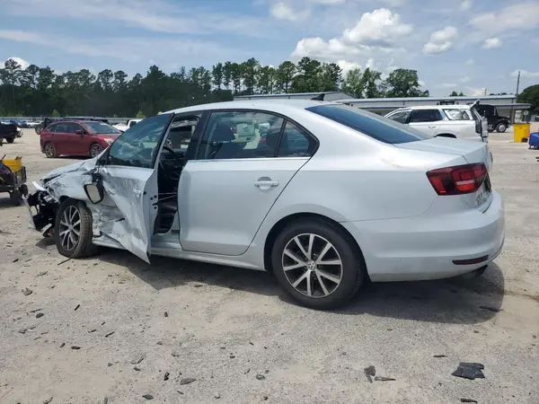 3VWDB7AJ6HM405538 2017 VOLKSWAGEN JETTA - Image 2