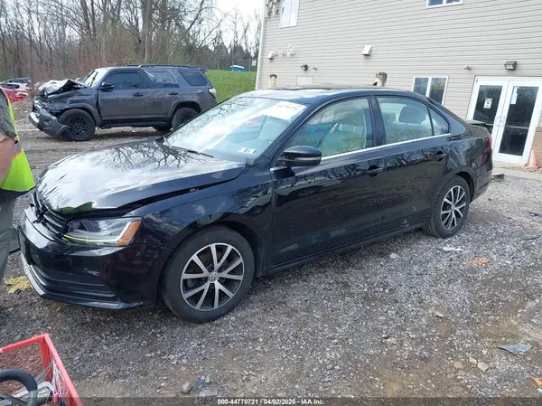 3VWDB7AJ6HM412795 2017 VOLKSWAGEN JETTA - Image 2