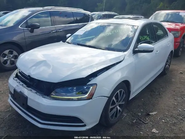 3VWDB7AJ6HM413266 2017 VOLKSWAGEN JETTA - Image 2