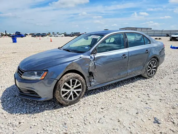 3VWDB7AJ6JM223053 2018 VOLKSWAGEN JETTA - Image 1