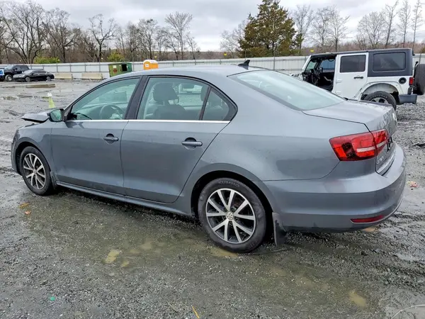 3VWDB7AJ6JM227443 2018 VOLKSWAGEN JETTA - Image 2