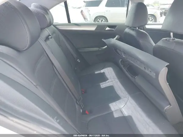 3VWDB7AJ6JM229726 2018 VOLKSWAGEN JETTA - Image 8