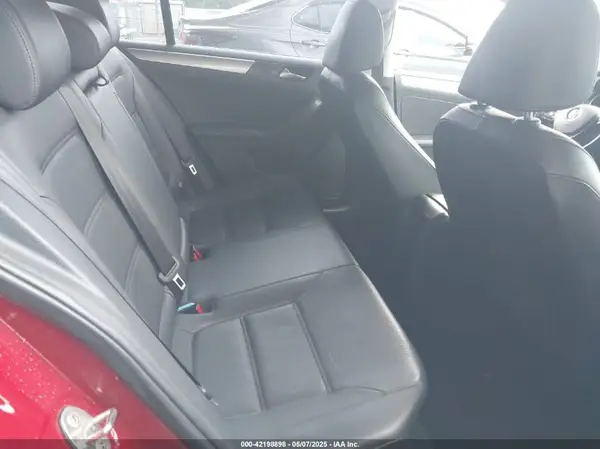3VWDB7AJ6JM233551 2018 VOLKSWAGEN JETTA - Image 8
