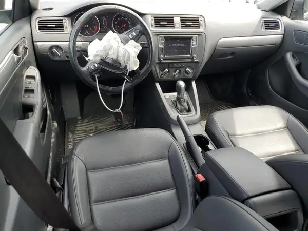 3VWDB7AJ6JM240130 2018 VOLKSWAGEN JETTA - Image 8