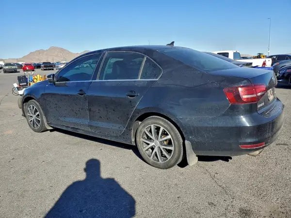 3VWDB7AJ6JM246512 2018 VOLKSWAGEN JETTA - Image 2