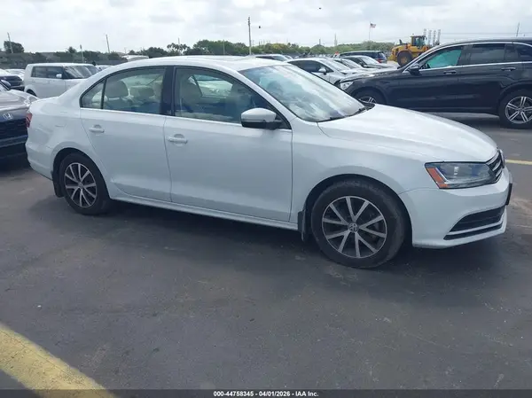 3VWDB7AJ6JM252410 2018 VOLKSWAGEN JETTA - Image 1