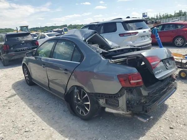 3VWDB7AJ6JM263598 2018 VOLKSWAGEN JETTA - Image 2