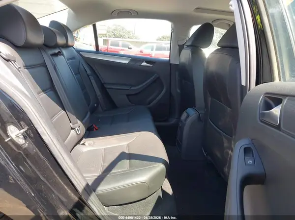 3VWDB7AJ7HM208054 2017 VOLKSWAGEN JETTA - Image 8