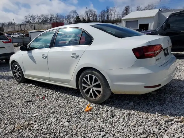 3VWDB7AJ7HM218082 2017 VOLKSWAGEN JETTA - Image 2