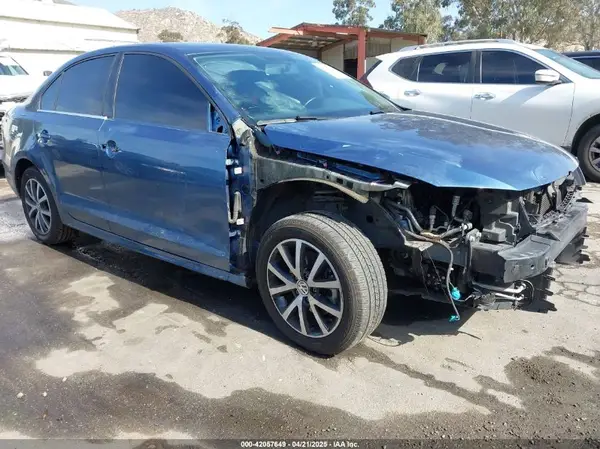 3VWDB7AJ7HM225257 2017 VOLKSWAGEN JETTA - Image 1