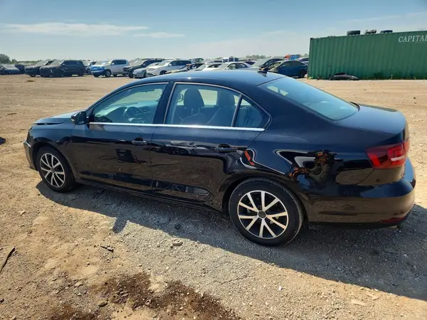 3VWDB7AJ7HM225713 2017 VOLKSWAGEN JETTA - Image 2