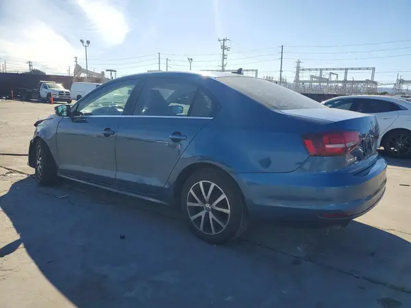 3VWDB7AJ7HM239823 2017 VOLKSWAGEN JETTA - Image 2