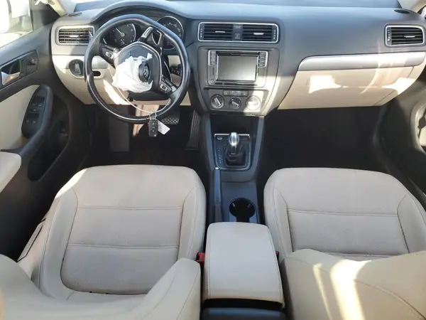 3VWDB7AJ7HM251826 2017 VOLKSWAGEN JETTA - Image 8