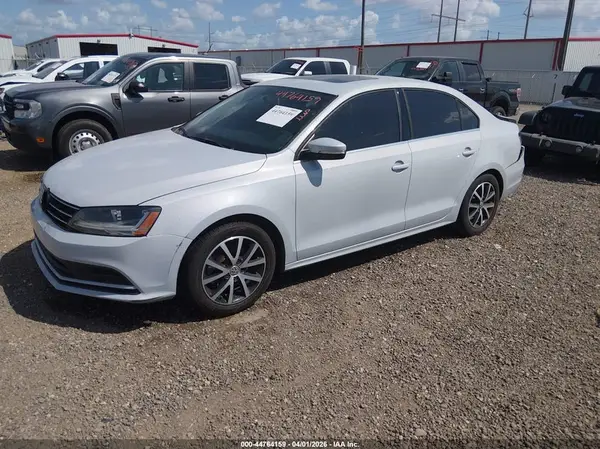 3VWDB7AJ7HM253351 2017 VOLKSWAGEN JETTA - Image 2
