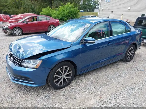 3VWDB7AJ7HM255987 2017 VOLKSWAGEN JETTA - Image 2
