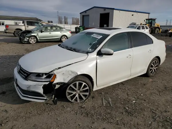 3VWDB7AJ7HM257139 2017 VOLKSWAGEN JETTA - Image 1