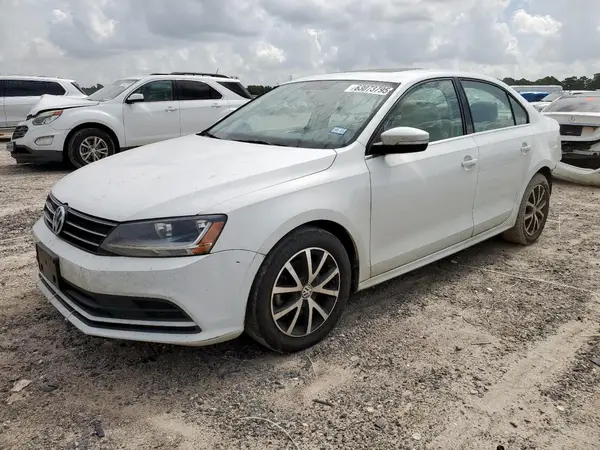 3VWDB7AJ7HM260557 2017 VOLKSWAGEN JETTA - Image 1