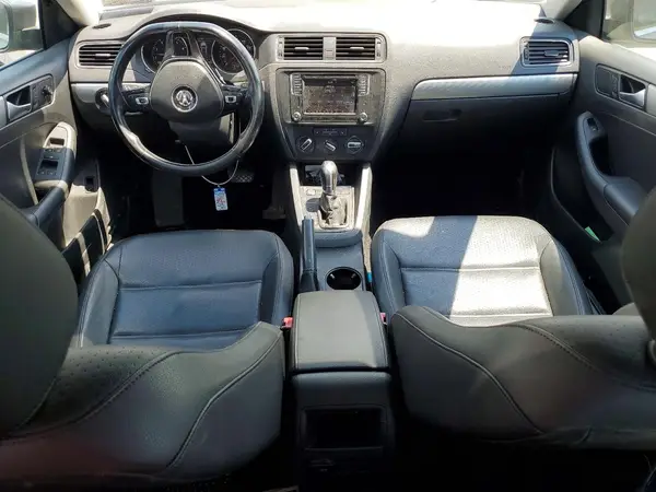 3VWDB7AJ7HM261126 2017 VOLKSWAGEN JETTA - Image 8