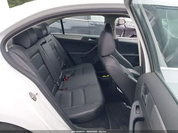 3VWDB7AJ7HM265077 2017 VOLKSWAGEN JETTA - Image 8