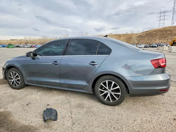 3VWDB7AJ7HM270375 2017 VOLKSWAGEN JETTA - Image 2