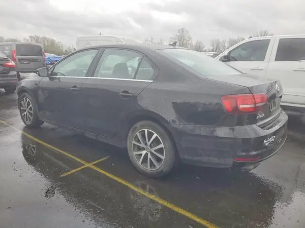 3VWDB7AJ7HM272966 2017 VOLKSWAGEN JETTA - Image 2